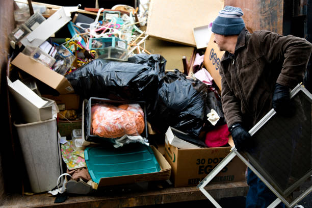 Best Yard Cleanup Services  in Dryden, MI